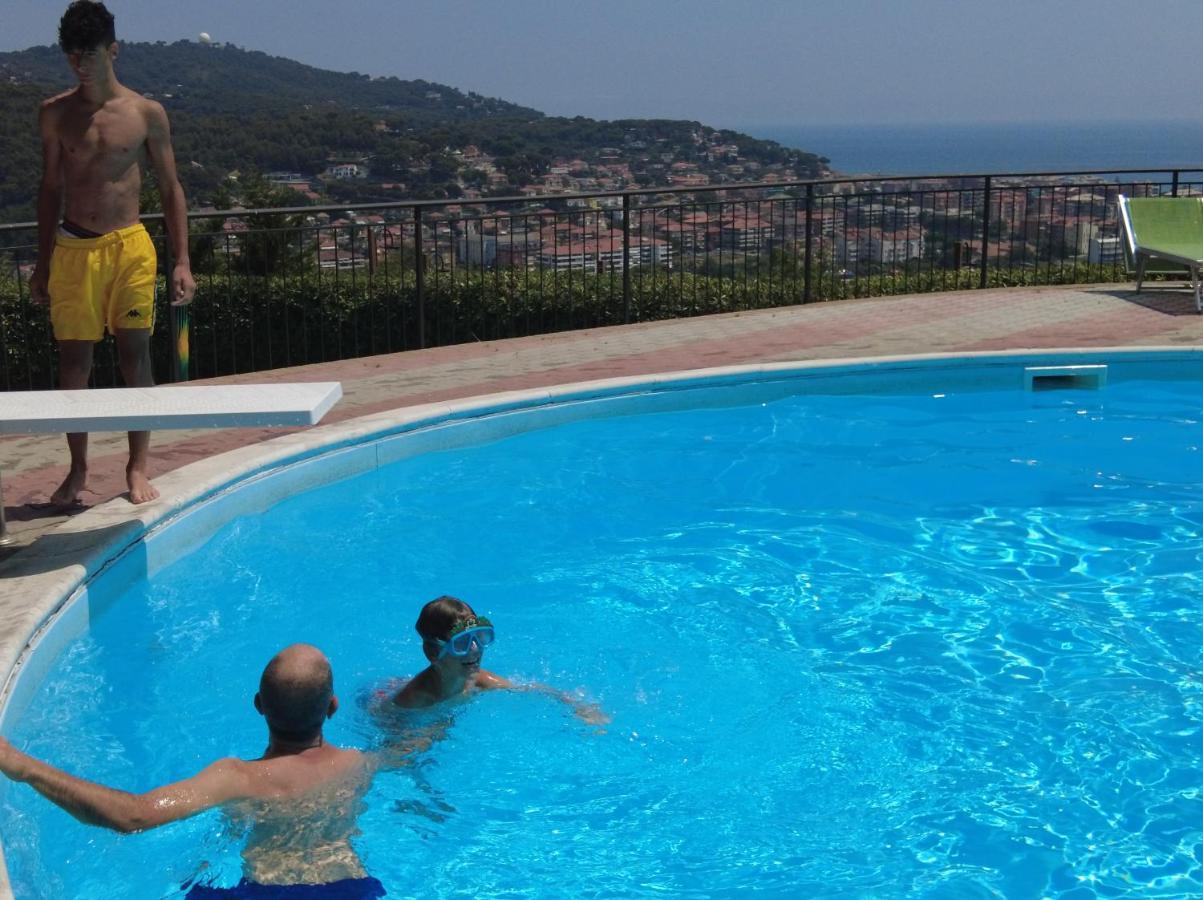 Villaggio Colombo Nuova Gestione Marina dʼMarina dʼAndora Zewnętrze zdjęcie